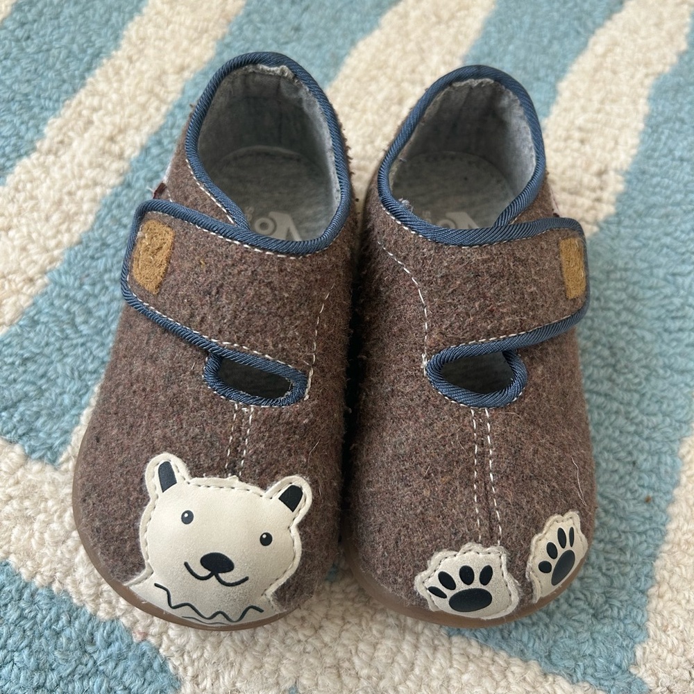 See Kai Run Brown Baby Shoes with Bear and Paw Design